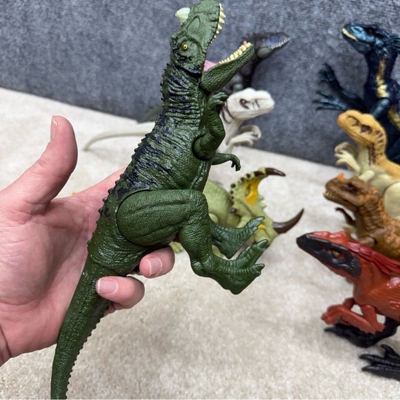 Jurassic World ? dinosaur figures collection lot x8 AS IS - Picture 2 of 11